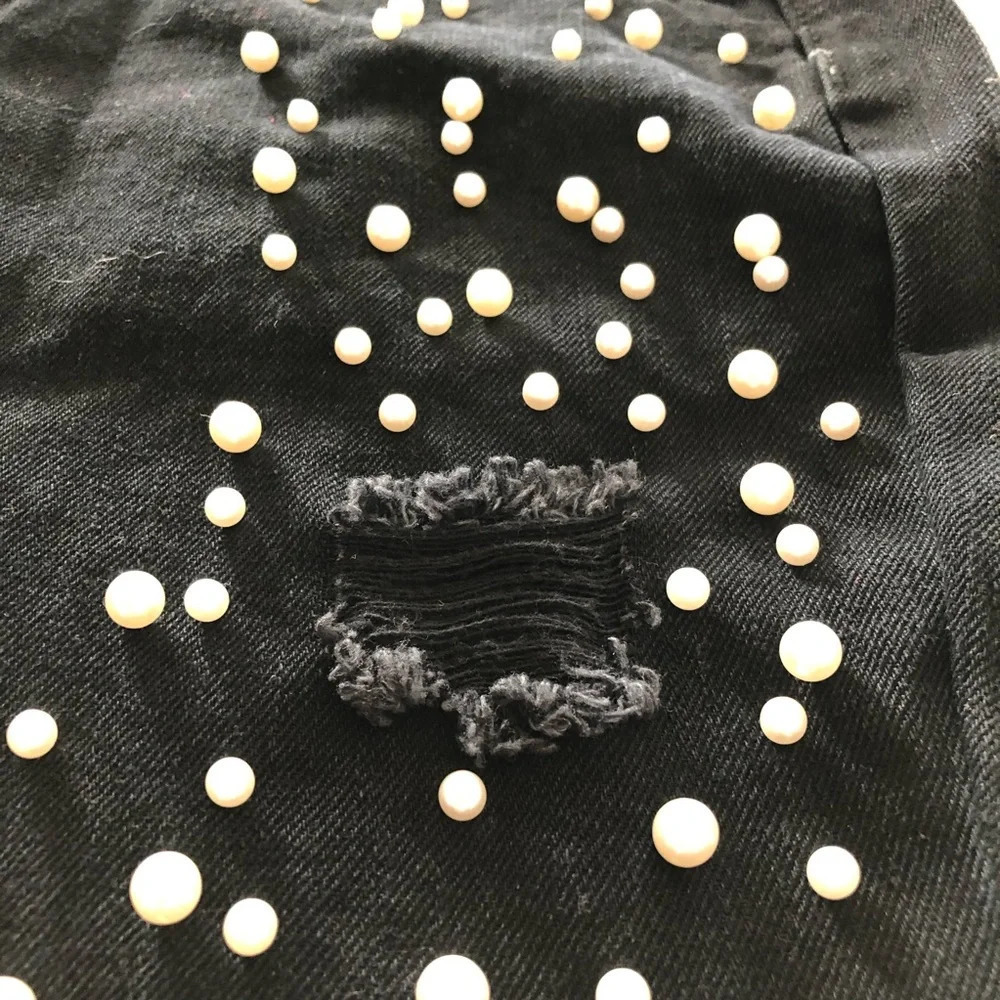 🛍️3/$40 Misguided Distressed Black Denim Jeans Pearls Accents Size 8 - Picture 5 of 7